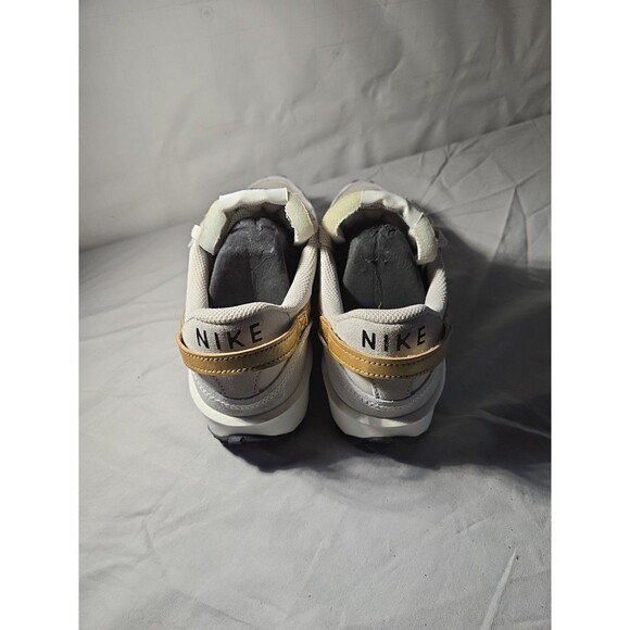 Nike Waffle Debut Light Orewood Brown Metallic Gold Size W 7 / M 5 - Picture 4 of 6